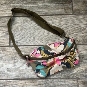 Billabong Floral Canvas Crossbody Bag / Fanny pack